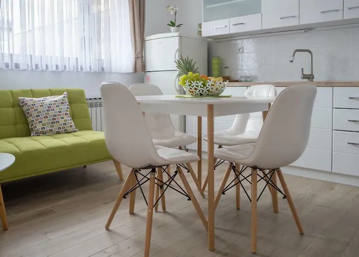 Apartment Vir